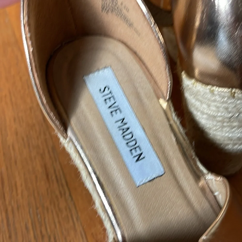Steve Madden Rose Gold Platform Wedges Jaylen Sandals, Size 8.5